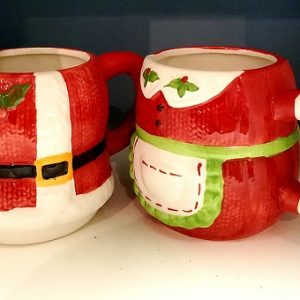 Mr and Mrs Claus Mug Set